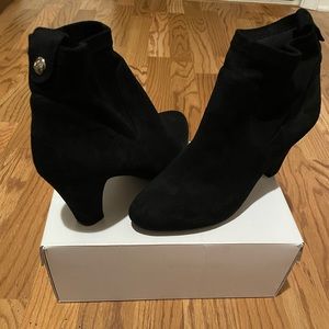 BCBG BLACK SUEDE BOOTIES
